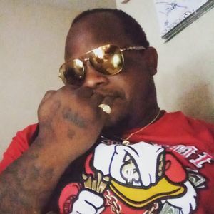 Meet your Posher, Leslie